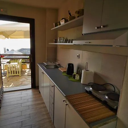 Petradi Отель 3*