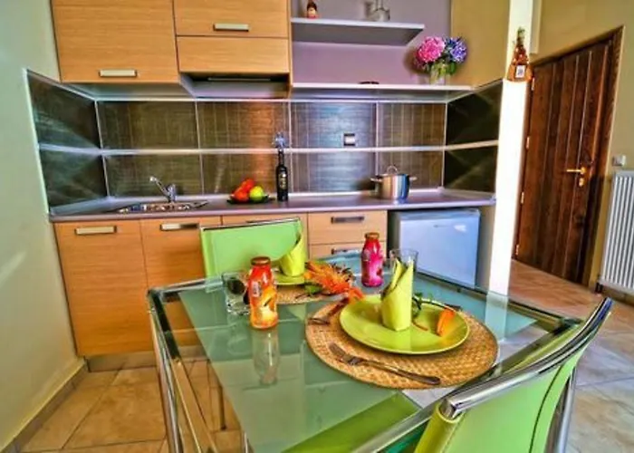 Petradi Hotel Kalamaki (Thessaly)